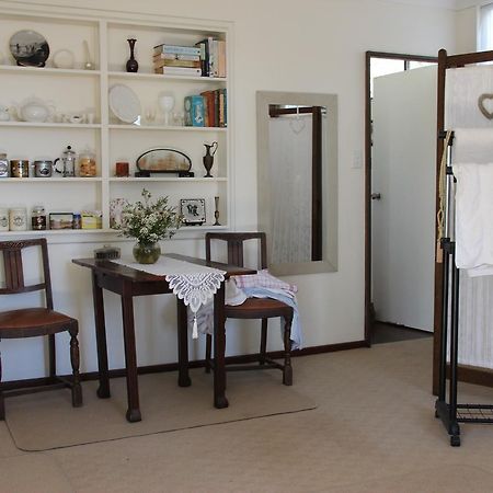 Whispering Pines Bed And Breakfast Collie Exterior photo